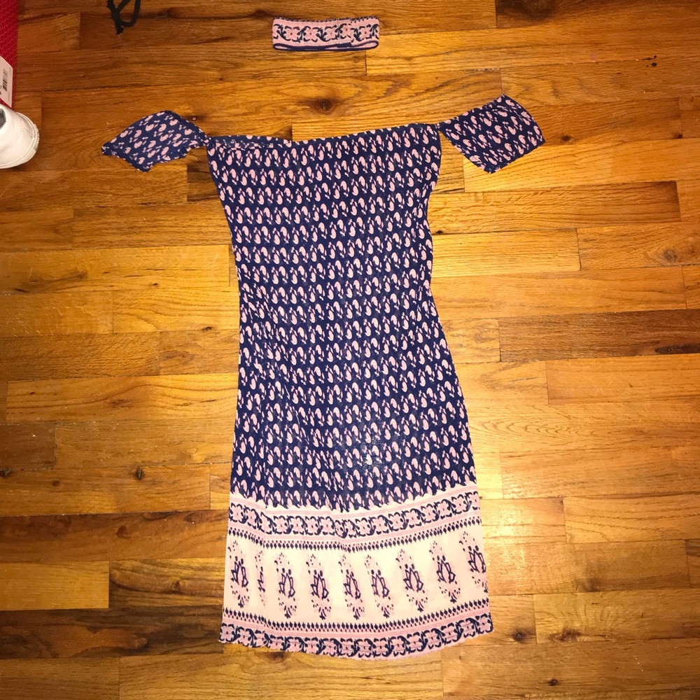 Light sheer bohemian mini dress with choker